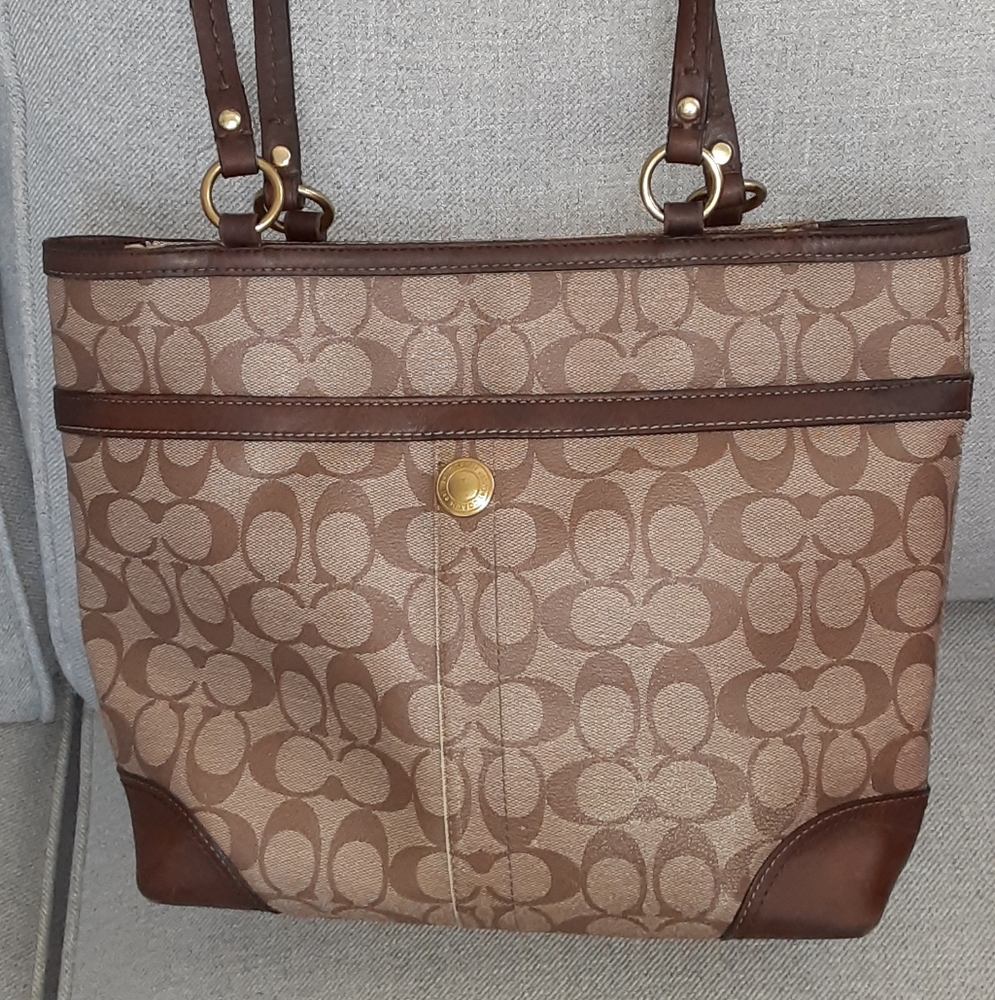 Purse coach
